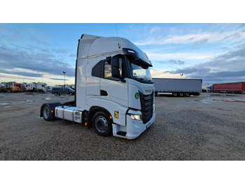 Tracteur routier IVECO