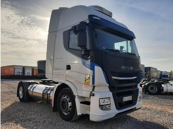 Tracteur routier IVECO