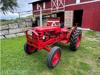 Tracteur agricole VOLVO
