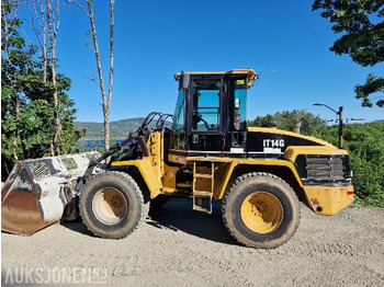 Chargeuse sur pneus CATERPILLAR