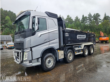 Camion benne VOLVO FH
