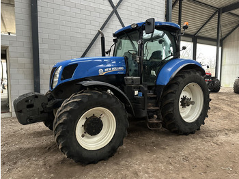 Tracteur agricole NEW HOLLAND T7.250