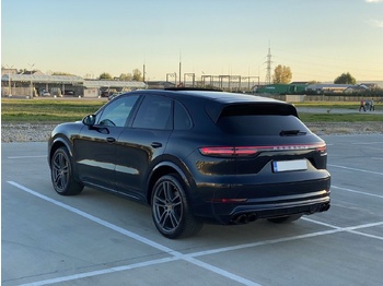Voiture Porsche Cayenne 2018 Facelift Panorama Bose: photos 2