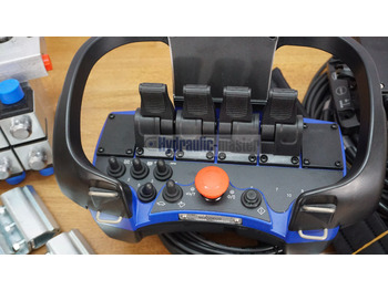 Engins de chantier Scanreco RC 400 Radio Remote Control with 4 Functions  with Actuators 12/24V for HIAB: photos 3