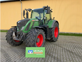 Tracteur agricole FENDT 718 Vario