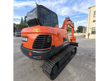 Pelle sur chenille Doosan Dx60  Crawler Excavator: photos 2