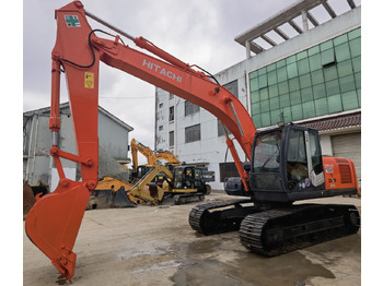 Pelle sur chenille HITACHI ZX200