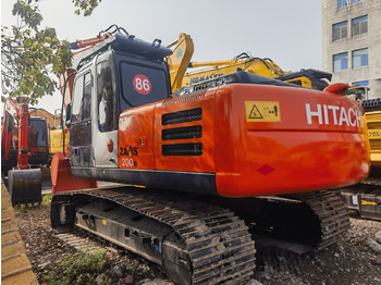 Pelle sur chenille HITACHI ZX200