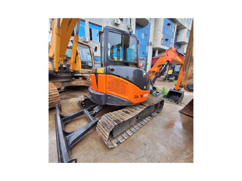 Pelle sur chenille HITACHI ZX50