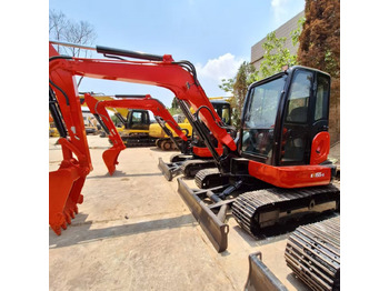 Pelle sur chenille KUBOTA