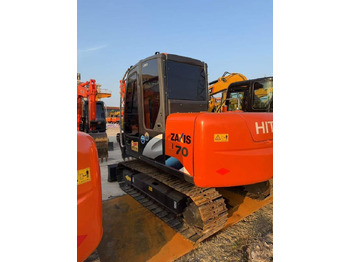 Pelle sur chenille HITACHI ZX70