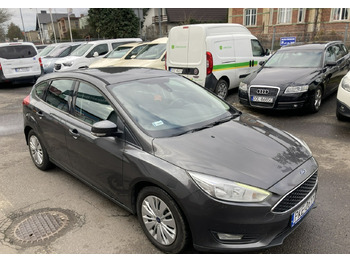 Voiture à hayon FORD