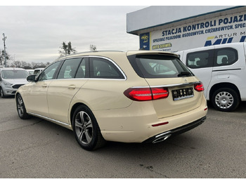 Voiture Mercedes-Benz Klasa E E220d T 9G-tronic 197KM Navi FullLed Kamera Asystent Model 2020 FV 2: photos 3