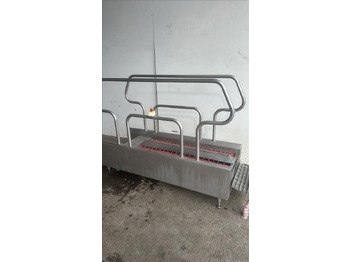 Machine agroalimentaire Syspal Boot scrubber: photos 2 Machine agroalimentaire Syspal Boot scrubber: photos 2