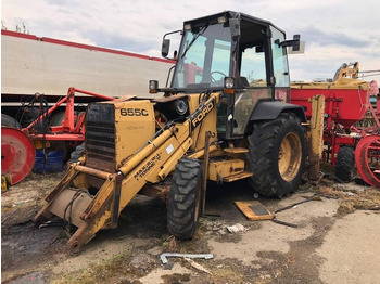 Tractopelle NEW HOLLAND