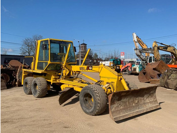Niveleuse MBU G130A: photos 2 Niveleuse MBU G130A: photos 2