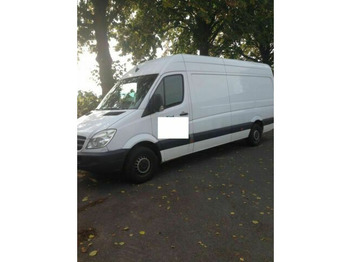 Fourgon utilitaire MERCEDES-BENZ Sprinter 311