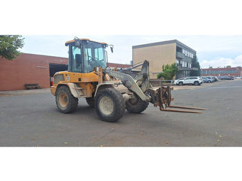 Chargeuse sur pneus VOLVO L30G