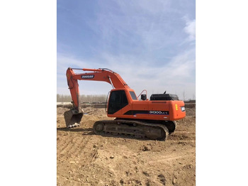 Pelle sur chenille DOOSAN DH300