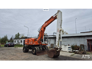 Pelle sur pneus ATLAS