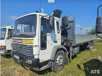 Camion plateau VOLVO FL
