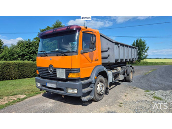 Camion ampliroll MERCEDES-BENZ