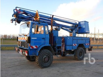 Nacelle articulée Renault 110-150 4X4 W/Engin Egi Ett14/89A Treuil