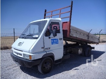 Camion benne Renault B110.50 4X2