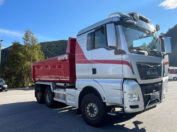 Camion benne MAN TGX 26.580