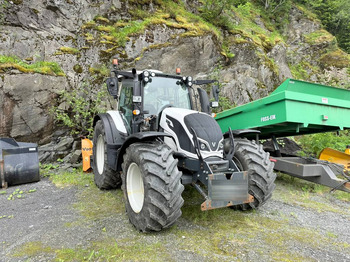 Tracteur agricole VALTRA N174