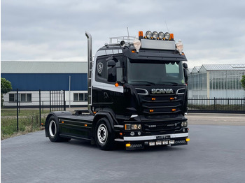 Tracteur routier SCANIA R 520