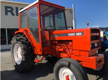 Tracteur agricole RENAULT