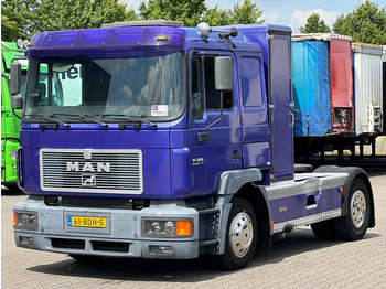 Tracteur routier MAN 14.224
