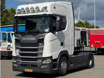 Tracteur routier SCANIA S 450