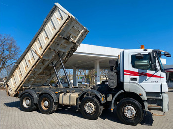 Camion benne MERCEDES-BENZ Axor 3243