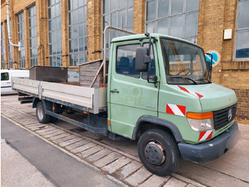 Utilitaire plateau MERCEDES-BENZ Vario