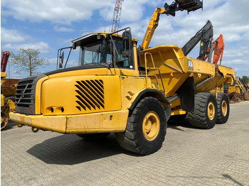 Tombereau articulé VOLVO A30D