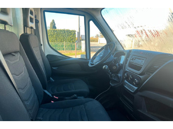 Fourgon grand volume Iveco daily 35s15 furgone euro 6: photos 3