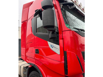 Tracteur routier Trattore stradale xp 460: photos 2