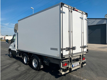 Utilitaire frigorifique Iveco Daily 35C18 MAXICARGO Kühlkoffer/CARRIER/AC/EU6 Iveco Daily 35C18 MAXICARGO Kühlkoffer/CARRIER/AC/EU6: photos 3