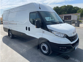 Fourgon utilitaire IVECO Daily 35s16