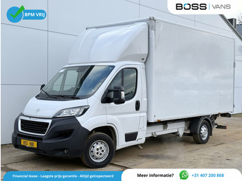 Fourgon grand volume PEUGEOT Boxer