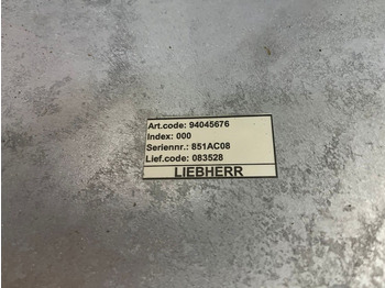 Cabine et intérieur Liebherr: photos 4