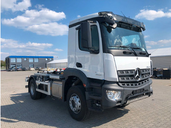 Camion ampliroll MERCEDES-BENZ Arocs