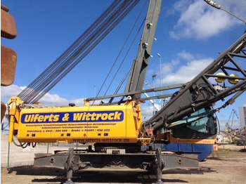 Grue sur chenilles SENNEBOGEN