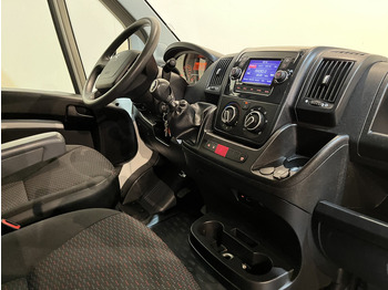Fourgon grand volume Peugeot Boxer 335 2.2 BlueHDi 165 L4 Bakwagen / Dhollandia Laadklep / Euro 6 / Airco / Cruise Control / 3-Zits  / BPM VRIJ !!: photos 3