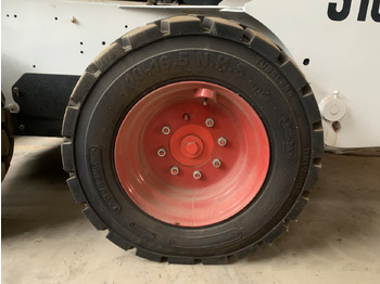 Mini chargeuse BOBCAT S185: photos 4 Mini chargeuse BOBCAT S185: photos 4