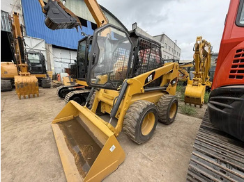 Engins de chantier CATERPILLAR