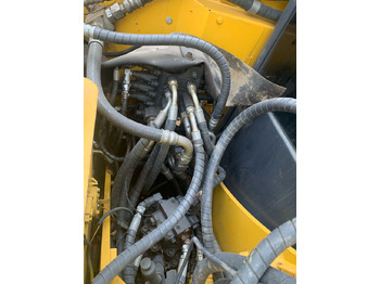 Mini pelle KOMATSU PC 70-8: photos 5