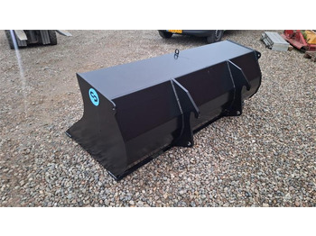 Godet pour chargeur C&P Metal jordskovl: photos 5 Godet pour chargeur C&P Metal jordskovl: photos 5